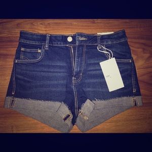 Zara denim shorts never worn